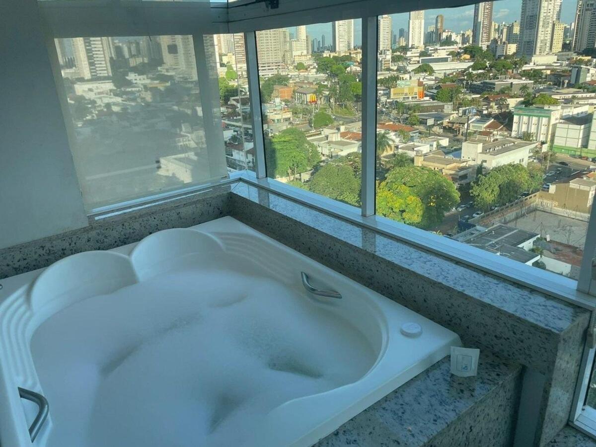 Apartment 1 Qts.| 2 Hosp. | Jacuzzi Na Varanda | Linda Vista Goiania