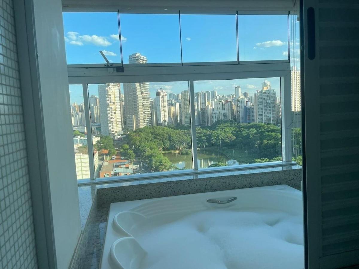 1 Qts.| 2 Hosp. | Jacuzzi Na Varanda | Linda Vista Goiania